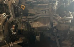 Двигатель для Nissan Pathfinder 2015 года на фотографиях