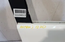 Дверь передняя правая для Opel Astra 2015 года на фотографиях