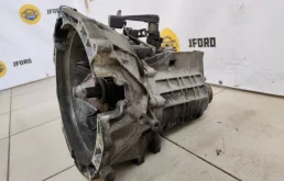 МКПП для Ford Galaxy 2009 года на фотографиях