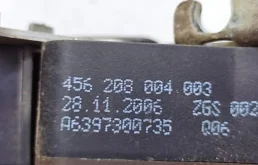 Замок двери задней правой для Mercedes-Benz Vito на фотографиях