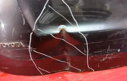 Дверь багажника для Toyota RAV4 2014 года на фотографиях