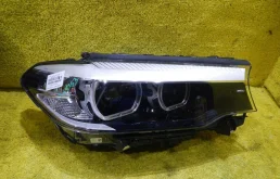 Фара правая для BMW 5er 2023 года на фотографиях