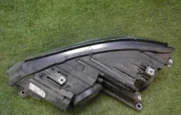 Фары для Volkswagen Tiguan 2014 года на фотографиях