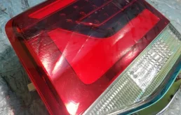 Фонарь правый для Toyota Land Cruiser 2018 года на фотографиях