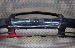 Бампер для Toyota Avensis 2011 года на фотографиях