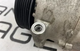 Компрессор кондиционера для Mercedes-Benz C class 2002 года на фотографиях