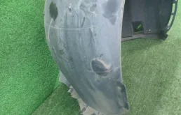 Подкрылок передний правый для Skoda Octavia 2017 года на фотографиях