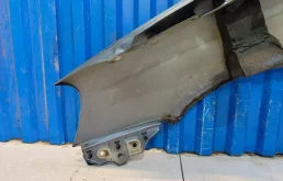 Стекла и зеркала для Volkswagen Jetta 2005 года на фотографиях