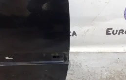 Двери для Mercedes-Benz C class 1996 года на фотографиях