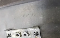 Бампер передний для Suzuki Grand Vitara 1999 года на фотографиях