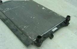 Кассета радиаторов для Volkswagen Passat 2018 года на фотографиях