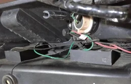 Фонарь внешний левый для Nissan X-Trail 2007 года на фотографиях