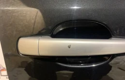 Двери для Citroen C4 2008 года на фотографиях