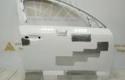 Дверь передняя правая для Skoda Octavia 2018 года на фотографиях