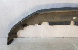 Отбойник капота для Audi Q3 2020 года на фотографиях