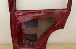 Дверь задняя правая для Volkswagen Tiguan 2014 года на фотографиях