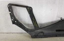 Замок капота для BMW 5er 2015 года на фотографиях