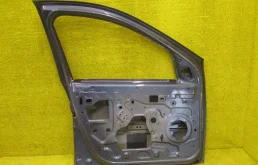 Дверь багажника для Renault Duster 2018 года на фотографиях