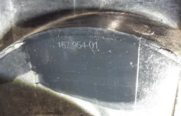 Фонарь подсветки номера правый для Volkswagen Passat 2010 года на фотографиях