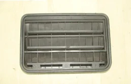 Решетка вентиляционная левая для BMW 5er 2000 года на фотографиях