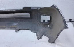 Усилитель переднего бампера для Toyota Land Cruiser 2013 года на фотографиях