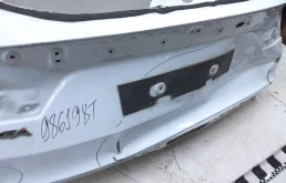 Дверь багажника для Ford Kuga 2018 года на фотографиях