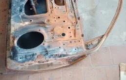 Дверь передняя левая для Toyota Land Cruiser 2012 года на фотографиях