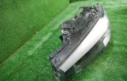 Фара левая для BMW 5er 2019 года на фотографиях