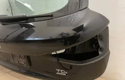 Дверь багажника для Audi Q3 на фотографиях