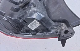 Фонарь внешний правый для Volvo XC90 2019 года на фотографиях