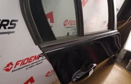 Двери для BMW 3er 2006 года на фотографиях