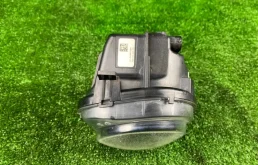 Противотуманка (ПТФ) передняя левая для BMW 5er 2015 года на фотографиях