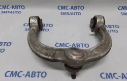 Рычаг передний правый верхний для Mercedes-Benz M class 2005 года на фотографиях