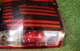 Фонарь левый для Volkswagen Polo 2017 года на фотографиях