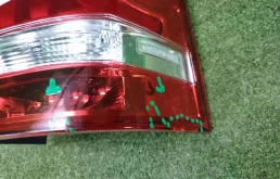 Фонарь правый для Mercedes-Benz Vito 2021 года на фотографиях