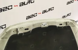 Капот для Volvo S80 2012 года на фотографиях