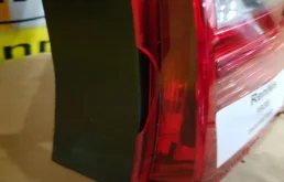 Фонарь левый для Renault Logan 2008 года на фотографиях