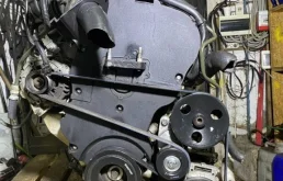 Двигатель без навесного для Chevrolet Aveo 2004 года на фотографиях