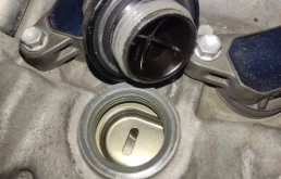 Двигатель без навесного для Toyota Camry 2018 года на фотографиях