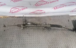 Рулевая рейка для Ford Focus 2000 года на фотографиях