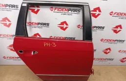 Дверь задняя правая для Volkswagen Passat 2007 года на фотографиях