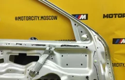 Двери для Mercedes-Benz C class 2004 года на фотографиях