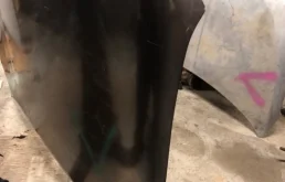 Капот для Infiniti FX 2005 года на фотографиях