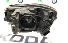 Фара ксенон левая для Skoda Octavia 2010 года на фотографиях