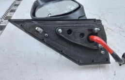 Зеркало боковое правое для Toyota Land Cruiser 2014 года на фотографиях