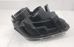 Фара ксенон левая для Renault Duster 2014 года на фотографиях