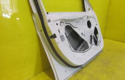 Дверь передняя левая для BMW 3er 2016 года на фотографиях