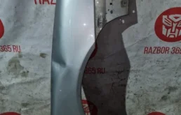 Крыло правое для Volvo S80 2005 года на фотографиях