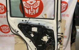 Дверь задняя левая для Volkswagen Tiguan 2007 года на фотографиях