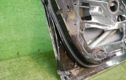 Дверь передняя левая для BMW X3 2012 года на фотографиях